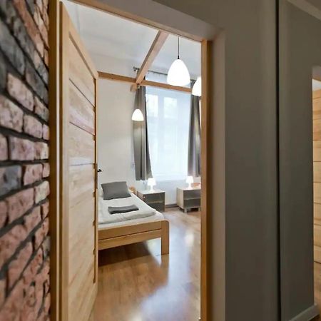 2-Bedroom Apartment - 51 Dietla Street Красков Екстериор снимка